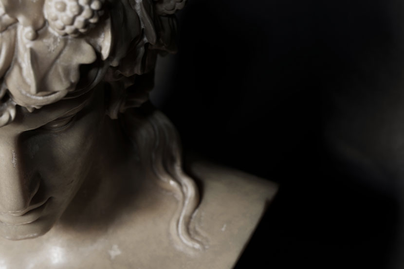 Rebusfarm Interview Lighting detail of the marble statue