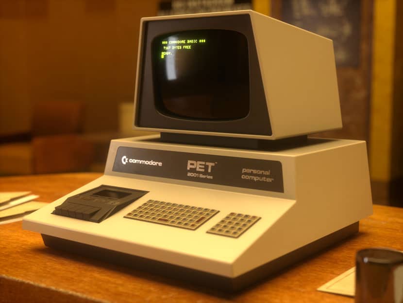 Rebusfarm Interview commodore pet side angle